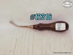 12316 – Gomph #8 pricking wheel – $60.00