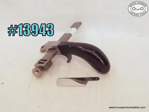 13943 – CS Osborne metal handle draw gauge – $65.00.