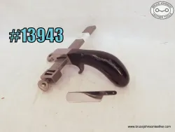 13943 – CS Osborne metal handle draw gauge – $65.00.