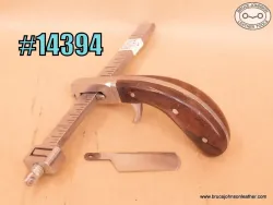 14394 – CS Osborne Latta twist handle draw gauge, 6 inch bar – $160.00.