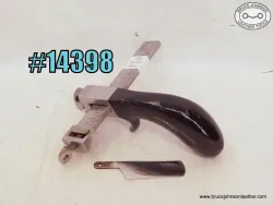 14398 – CS Osborne metal draw gauge, Harrison marking – $65.00.