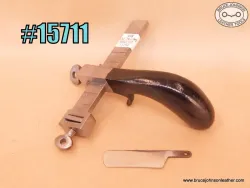 15711 – CS Osborne metal handle draw gauges – $65.00.
