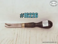 16226 – Sergeant tack puller – $10.00.webp