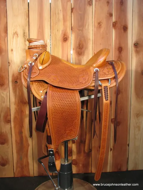 Saddle