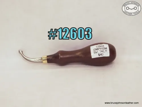 SOLD – 12603 – Gomph small beveled tickler – $40.00.