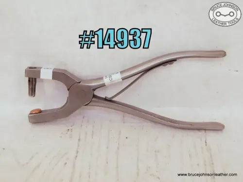 SOLD - 14937 – Refurbished CS Osborne #8 single tube punch – $60.00