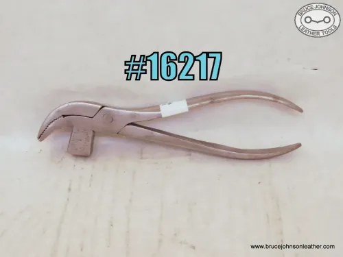 SOLD - 16217 – Wynn #1 lasting pliers, 3-8 inch wide it tips – $40.00.