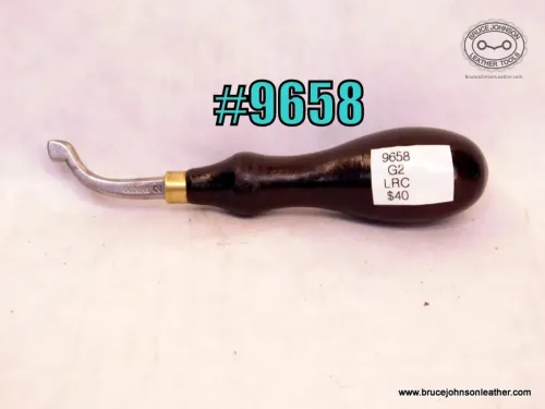 SOLD - 9658 – Gomph #2 large round creaser – $40.00