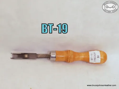 SOLD - BT-19 – French edger – $8.00