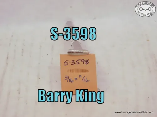 SOLD – S-3598 – Barry King horizontal line thumbprint, 3-16 X 11-16 inch – $30.00.